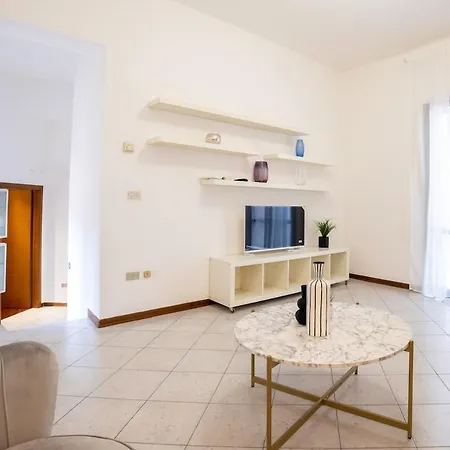 Getthekey Mura Di Porta S Felice *