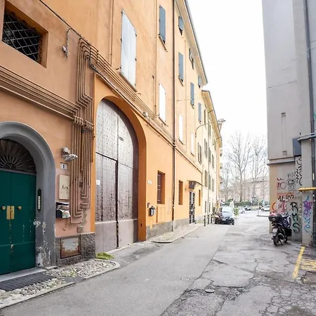 Getthekey Mura Di Porta S Felice *