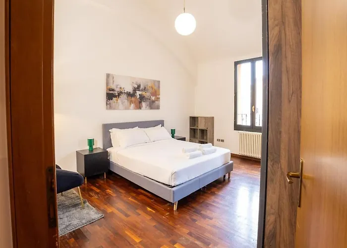 Getthekey Mura Di Porta S Felice Apartmán