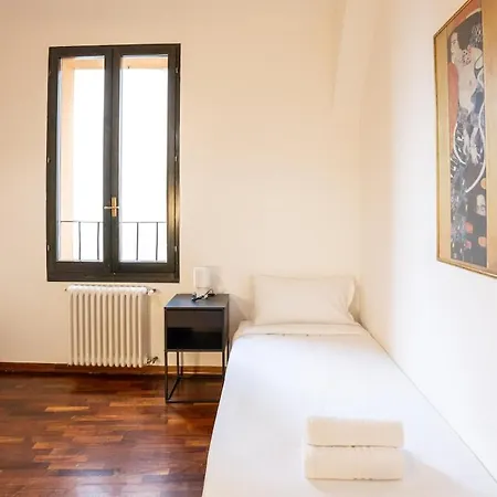 Getthekey Mura Di Porta S Felice Bologna